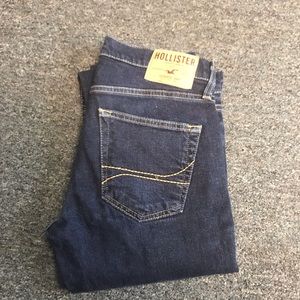 Hollister size 29x30 blue jeans
